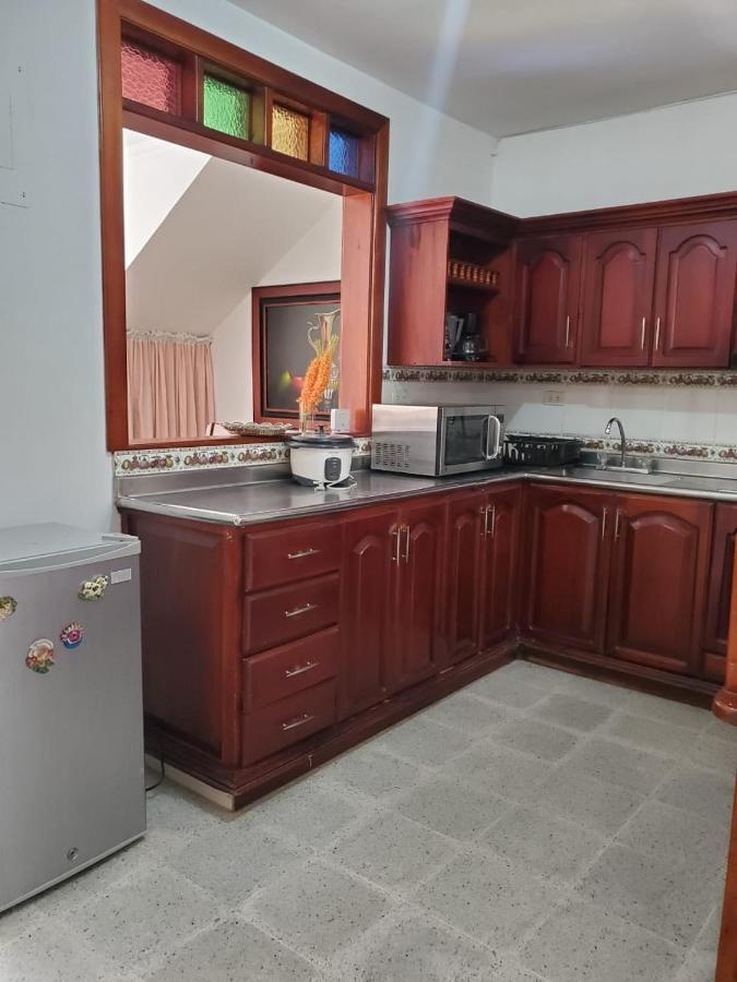 فندق Rosita 3 خاردين المظهر الخارجي الصورة